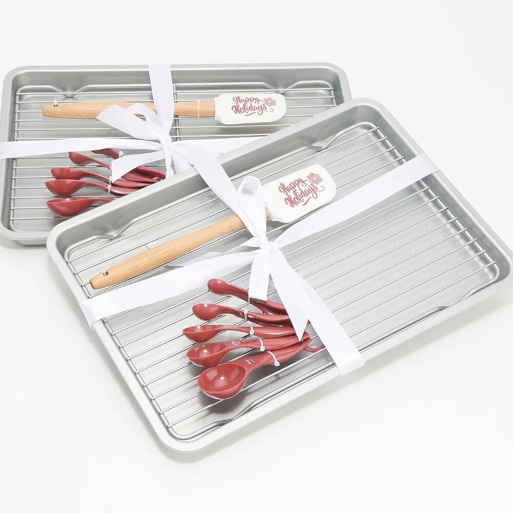 Chicago Metallic Set of 2 Baking Sheet Gift Sets - Metallic K52155